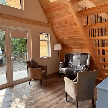 Animal Farm & Forest Rhode